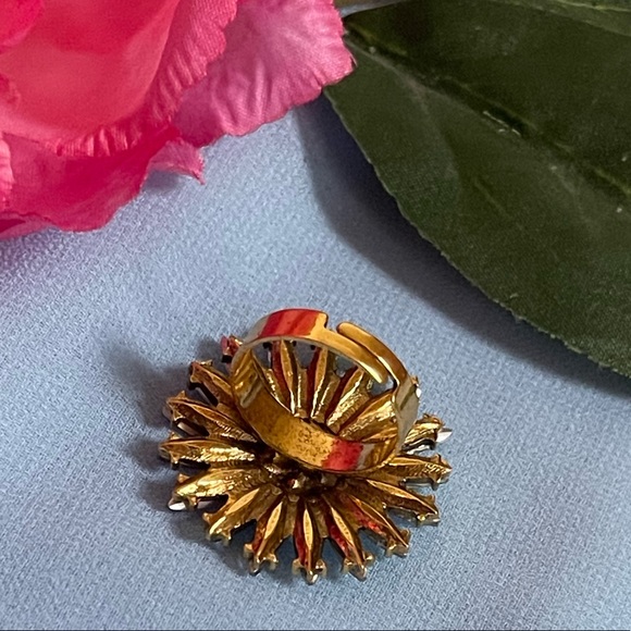 Party Ring - Picture 8 of 8